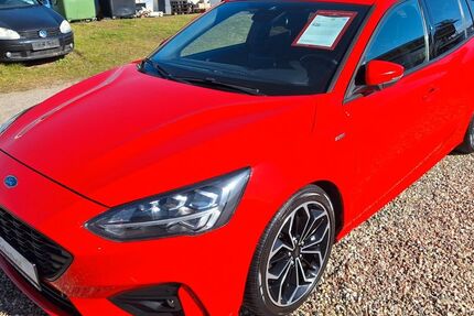Ford Focus 141.000 km 11.990 &euro; Rostock 18146
