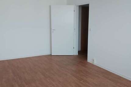 Wohnung Rostock Evershagen - 1 Zimmer, 32 m&sup2;, 270&euro; | Angebot:26794501
