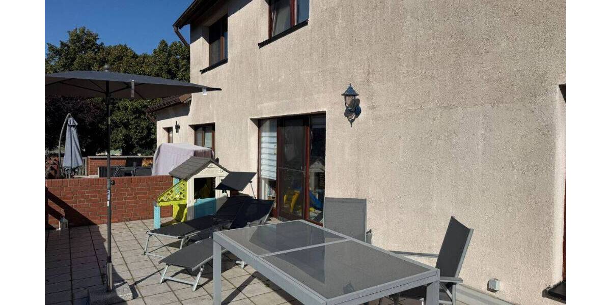 Reihenmittelhaus Bützow - 6 Zimmer, 180 m&sup2;, 269.000&euro; | Angebot:25745740