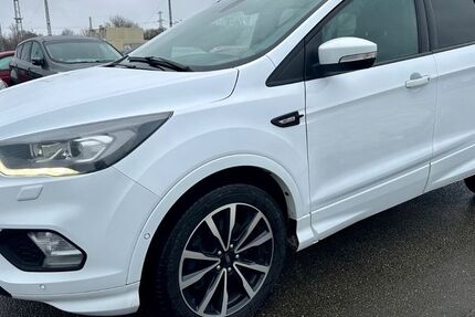 Ford Kuga 97.076 km 14.000 &euro; Rostock 18147