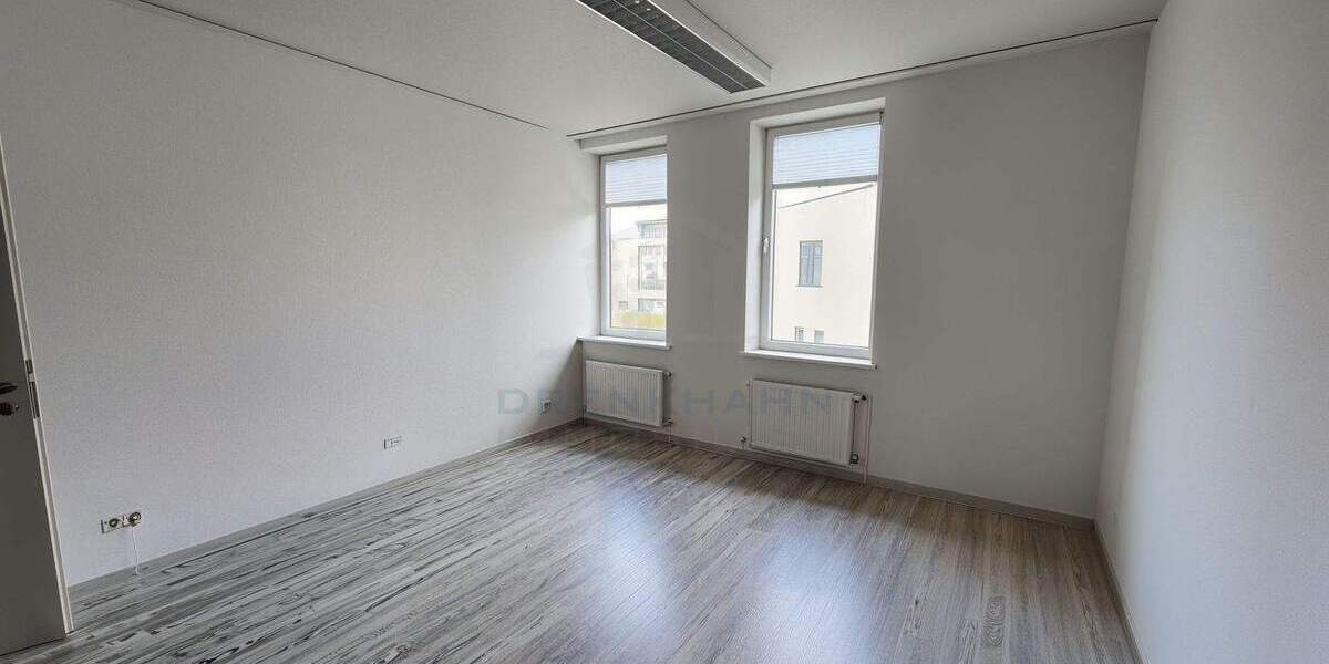 Gewerbeobjekt Rostock Kröpeliner Tor-Vorstadt - 3 Zimmer, 107 m&sup2;, 373.430&euro; | Angebot:25769886