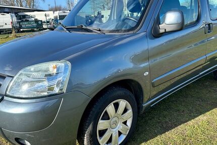 Citroen Berlingo 110.600 km 3.000 &euro; Rostock 18147