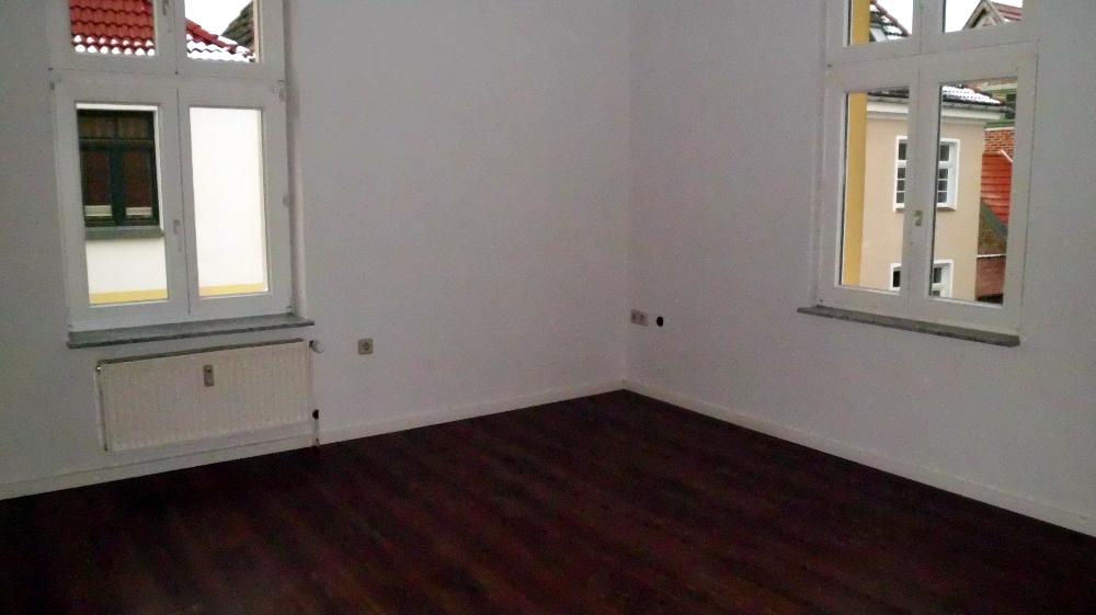 54 m² - 1.OG - re.- 2-R-ETAGEN-WHG - BÜTZOW - WOHNEN IN STADTLAGE - NEBENZENTRUM - Etagenwohnung Bützow | Angebot:24602143