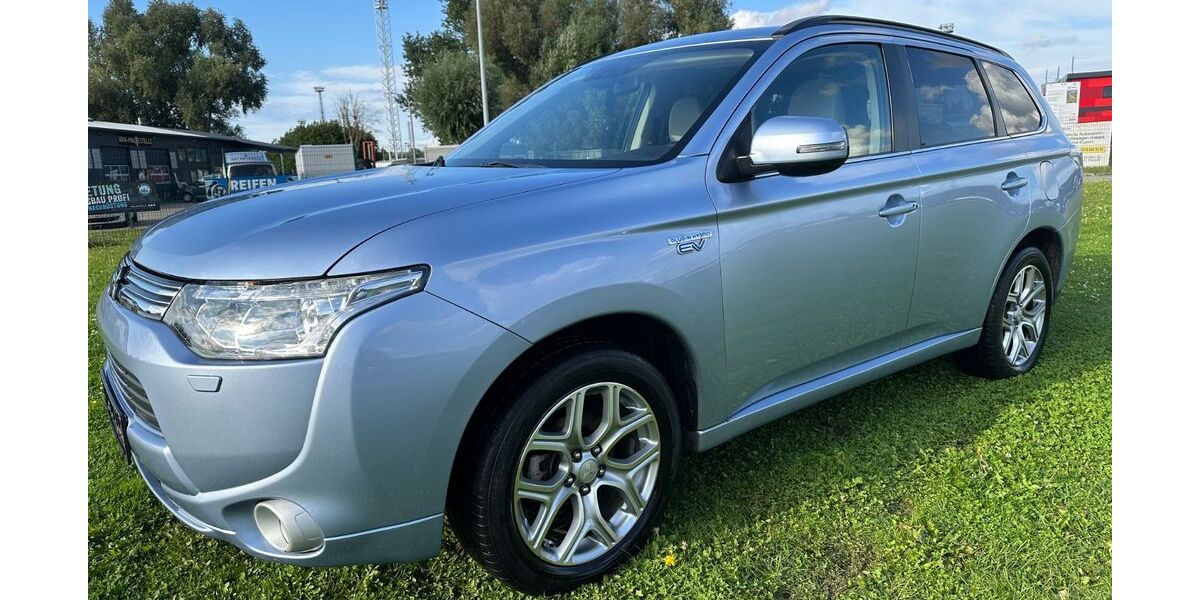 Mitsubishi Outlander 80.536 km 13.300 &euro; Rostock 18147
