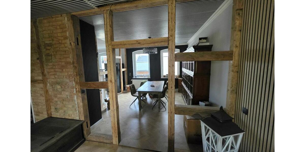 Etagenwohnung Laage - 6 Zimmer, 100 m&sup2;, 1.690&euro; | Angebot:26636289