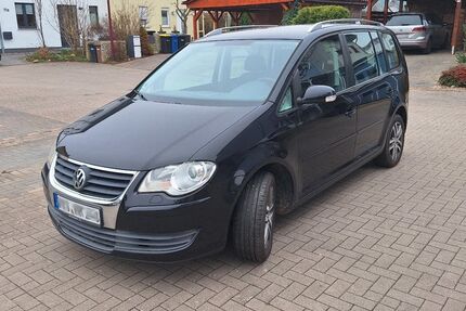 VW Touran 285.000 km 3.200 &euro; Rostock 18059