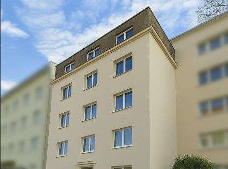 Etagenwohnung Rostock Hansaviertel - 4 Zimmer, 104 m&sup2;, 250.000&euro; | Angebot:25790052