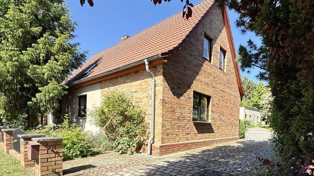Einfamilienhaus Bentwisch - 6 Zimmer, 180 m&sup2;, 599.000&euro; | Angebot:25732579