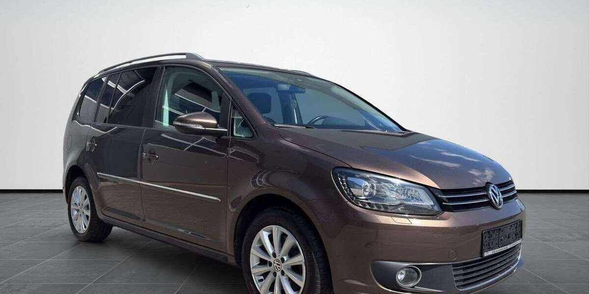 VW Touran 140.239 km 13.799 &euro; Ribnitz-Damgarten 18311