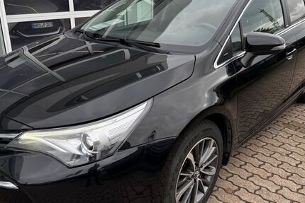 Toyota Avensis 97.416 km 16.890 &euro; Rostock 18059