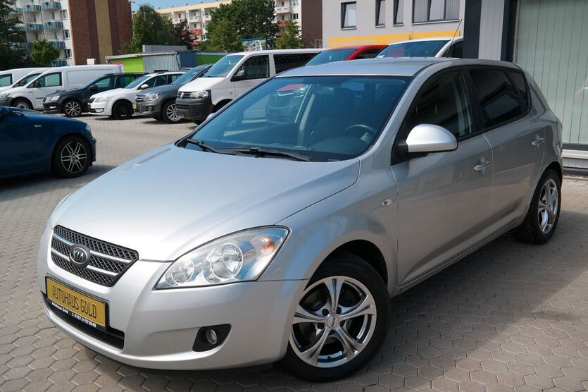 Kia ceed / Ceed 208.000 km 2.990 € Rostock 18107