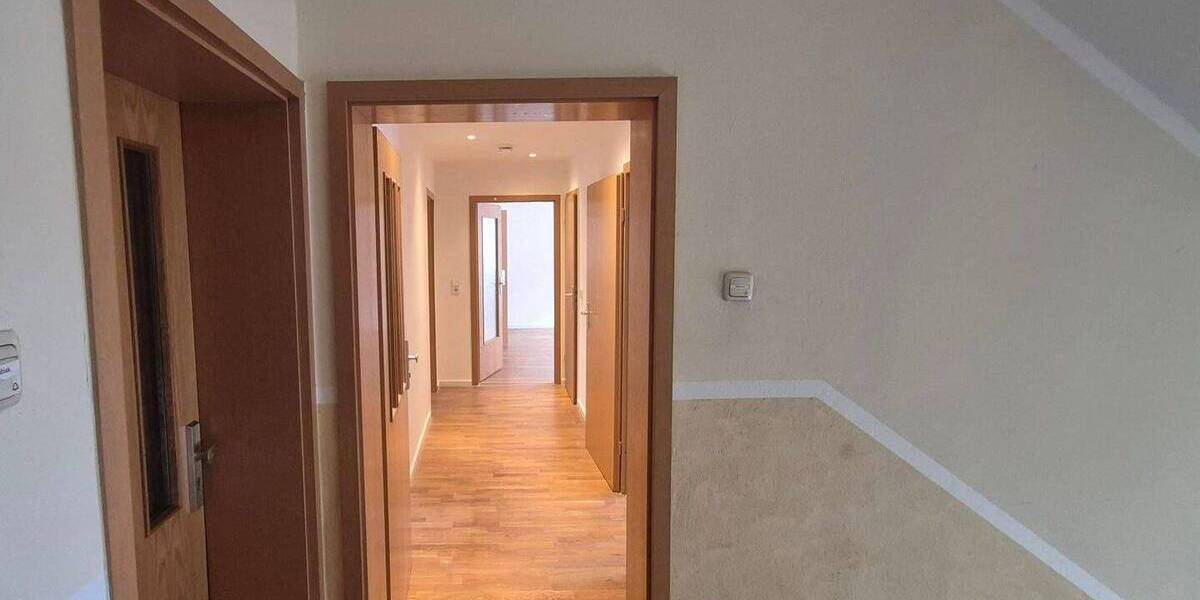 Etagenwohnung Rostock Stadtmitte - 3 Zimmer, 61 m&sup2;, 810&euro; | Angebot:26885940