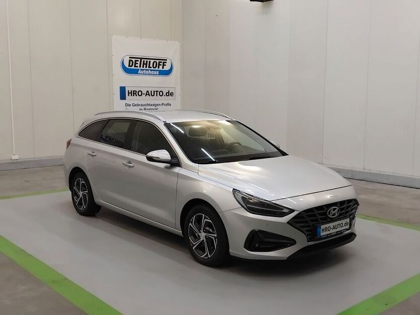 i30